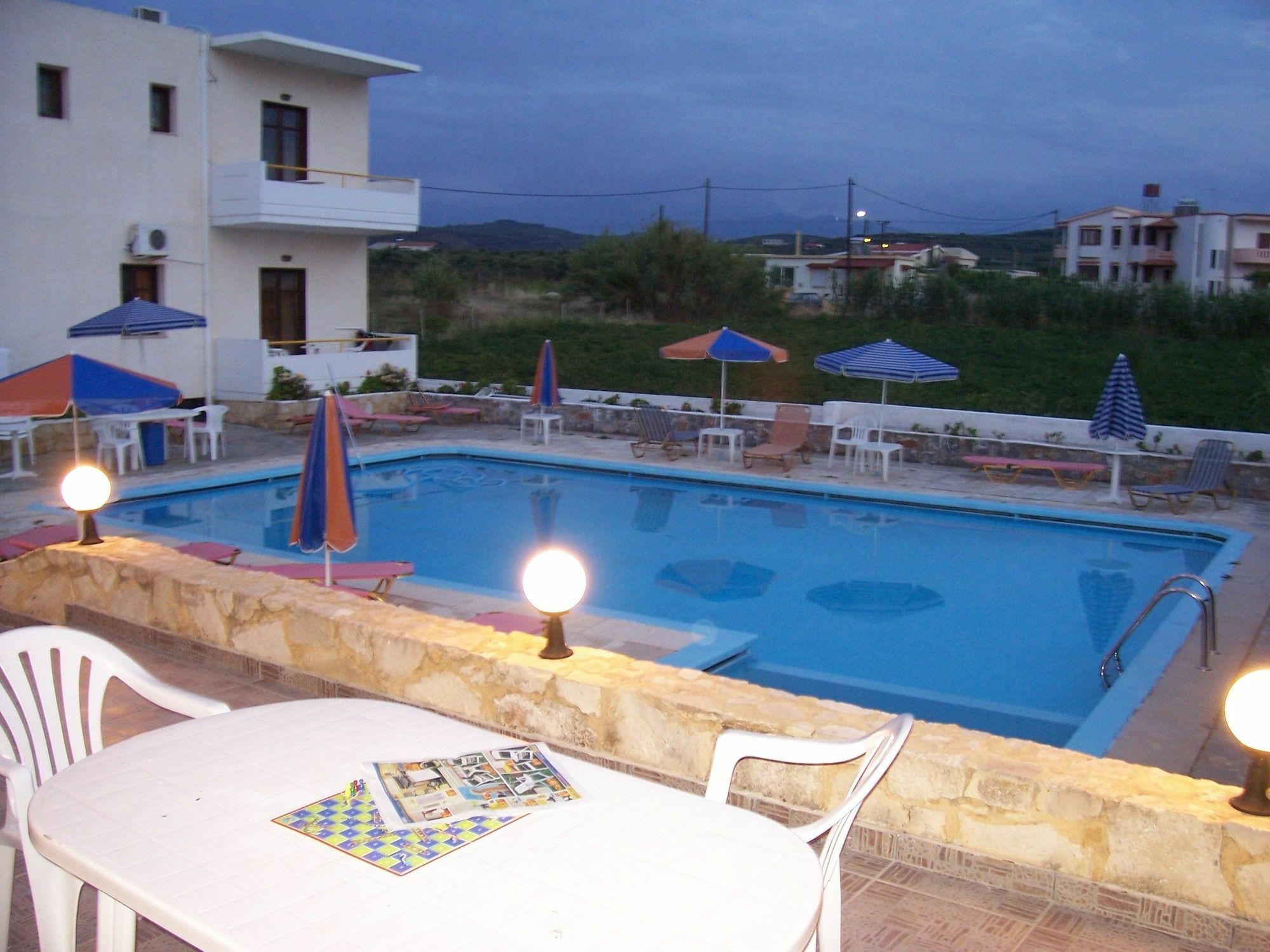 Karmi Apartments Kolymbari Exterior photo