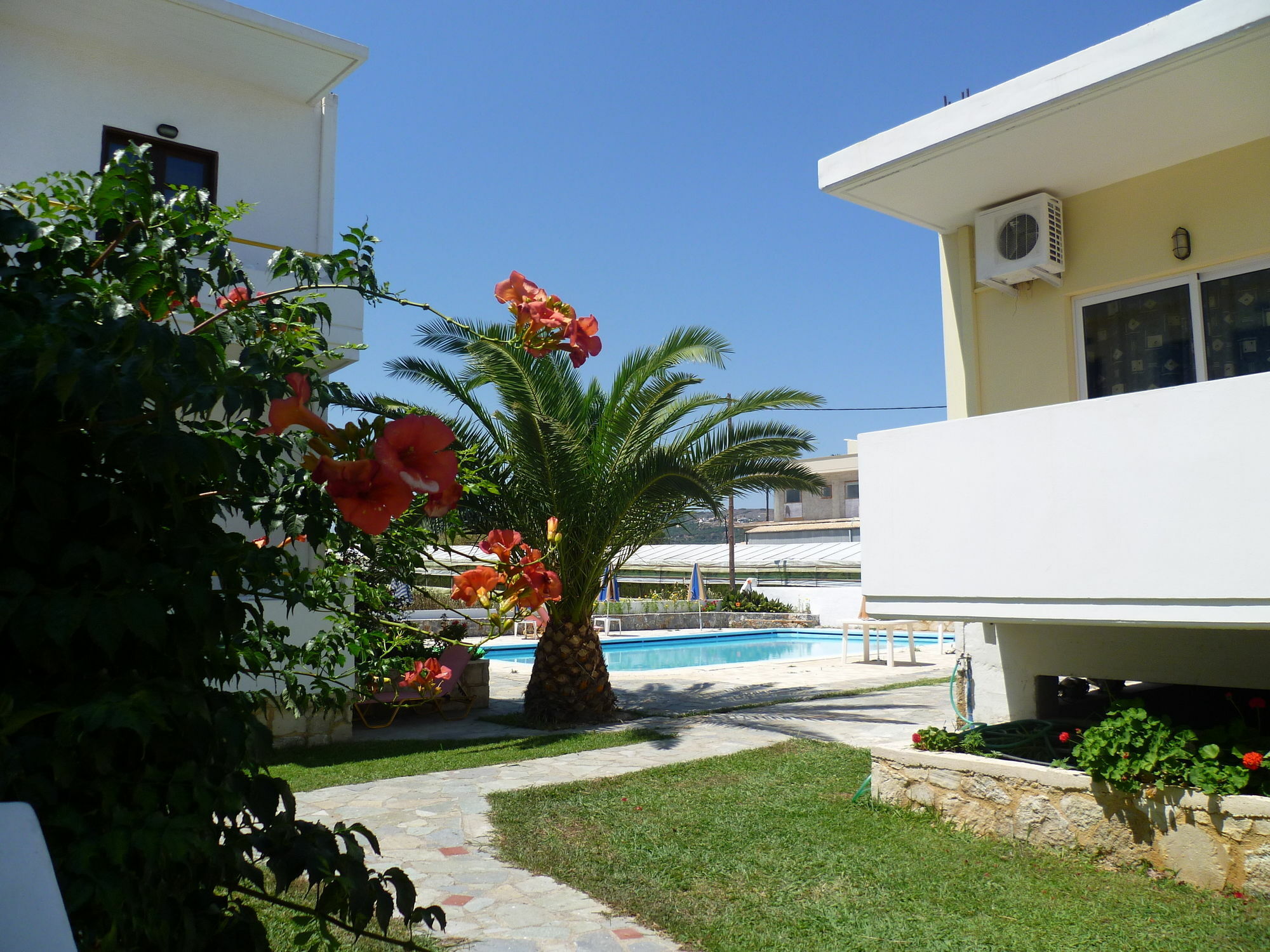 Karmi Apartments Kolymbari Exterior photo