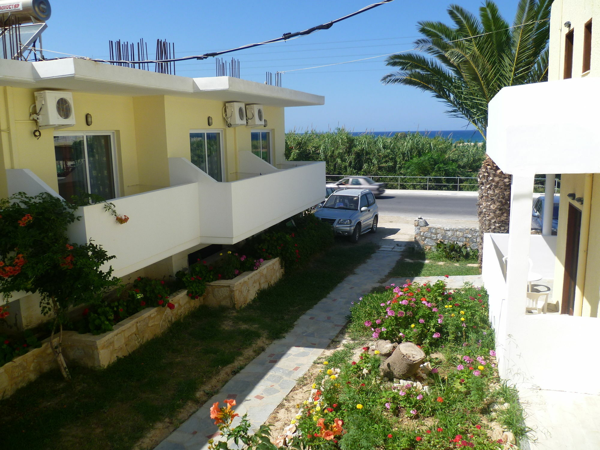 Karmi Apartments Kolymbari Exterior photo